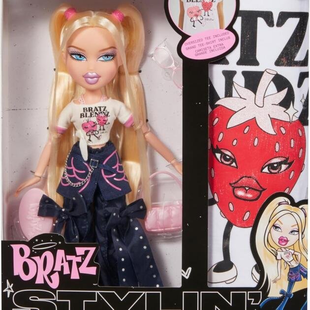 Bratz Stylin’ Cloe – Muñeca de Moda con Accesorios + Camiseta Unisex XL Incluida