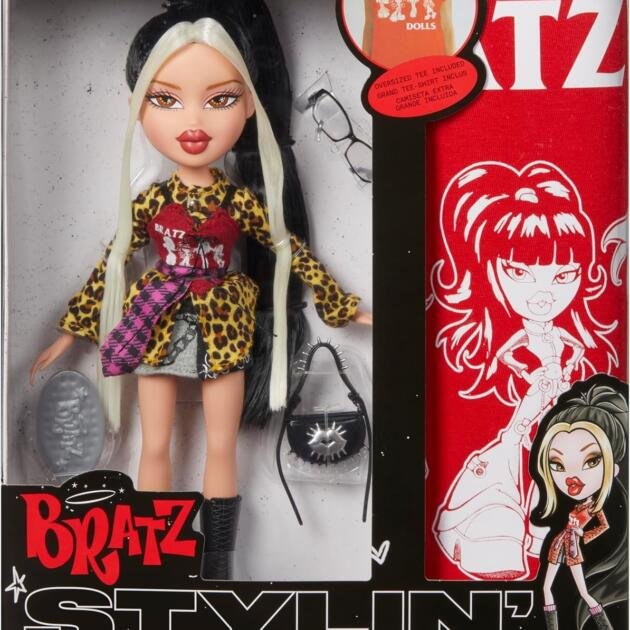 Bratz Stylin’ Cloe – Muñeca de Moda con Accesorios + Camiseta Unisex XL Incluida