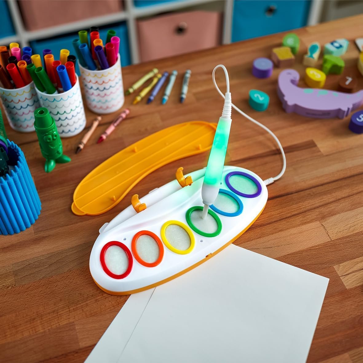 Crayola Color Wonder Magic Light Brush - Imagen 4